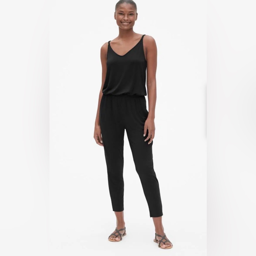 Gap Strappy Cami Jumpsuit, XS, True Black